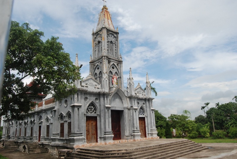 Nhà thờ Bồng Tiên